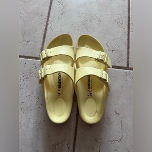 Birkenstock Arizona Eva sandal in yellow, size 10 women’s, some signs of wear